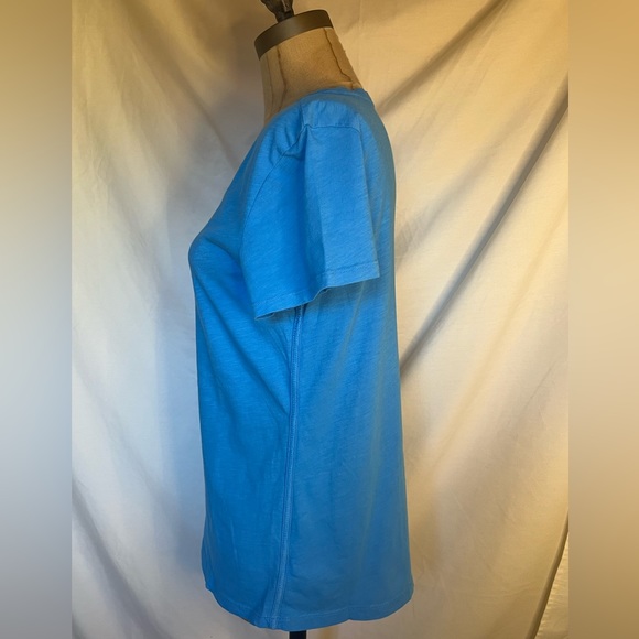 EUC ATHLETA size Medium vibrant blue short sleeve tee - Picture 3 of 10
